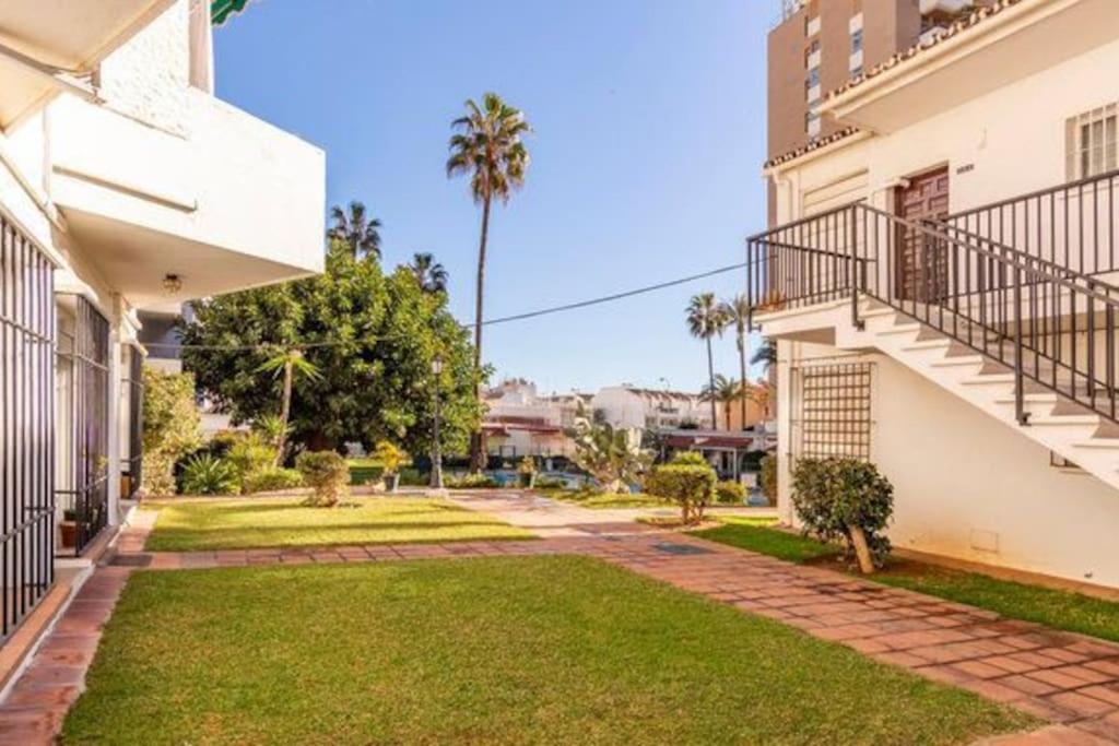 Playa Carihuela By Hdc Apartament Torremolinos
